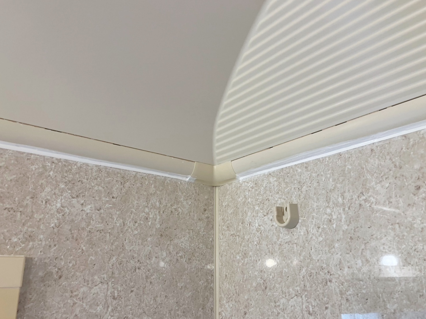 海老名市リフォーム施工例システムバスコーキング打ち替え